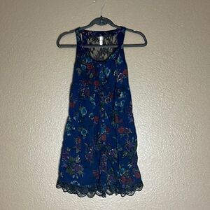 Xhilaration floral lace dress size XS